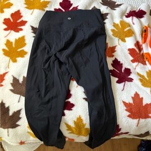 Lululemon nuluxe material women’s black leggings 28in